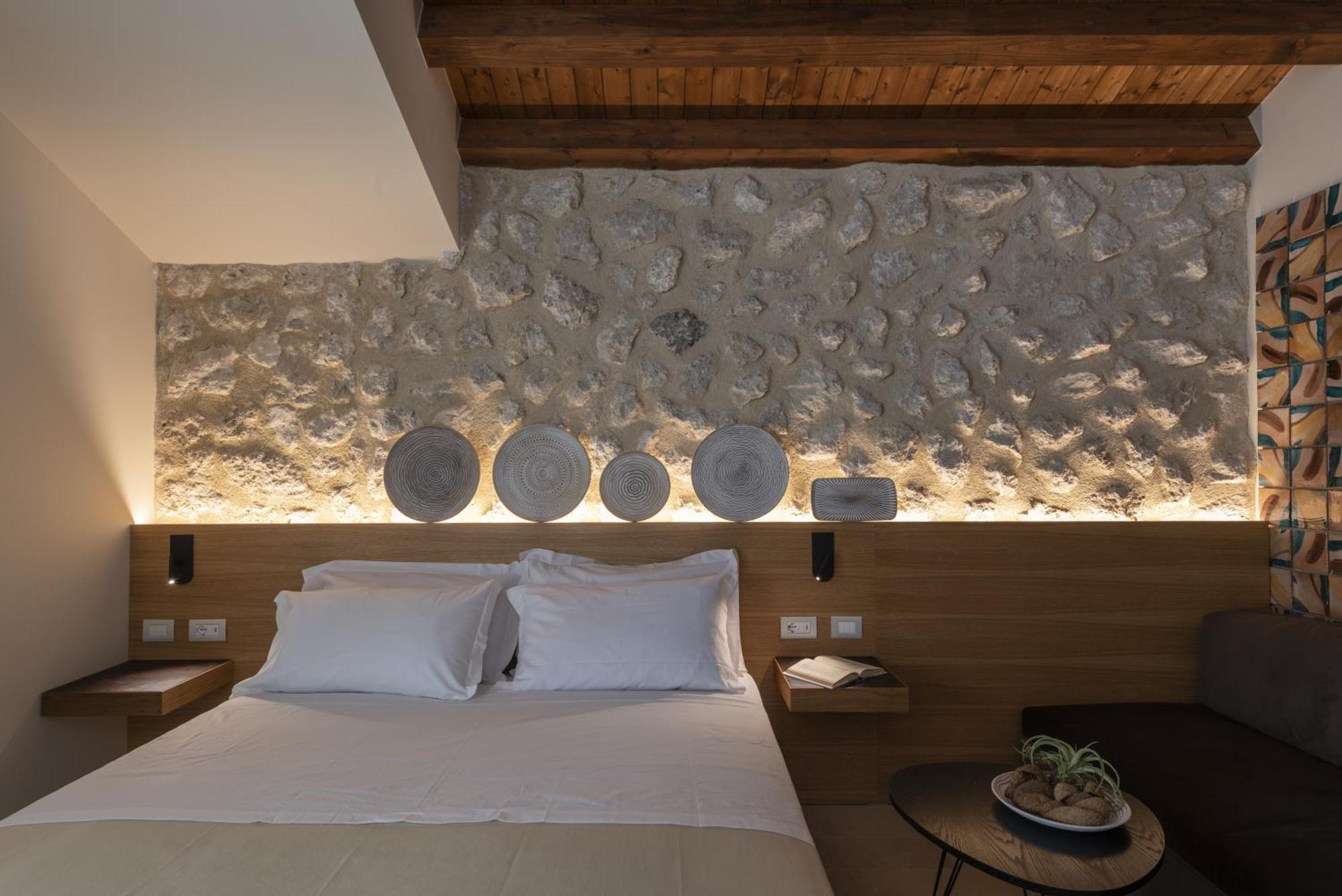 Borgo Giallonardo Wine Relais Realmonte Exterior photo
