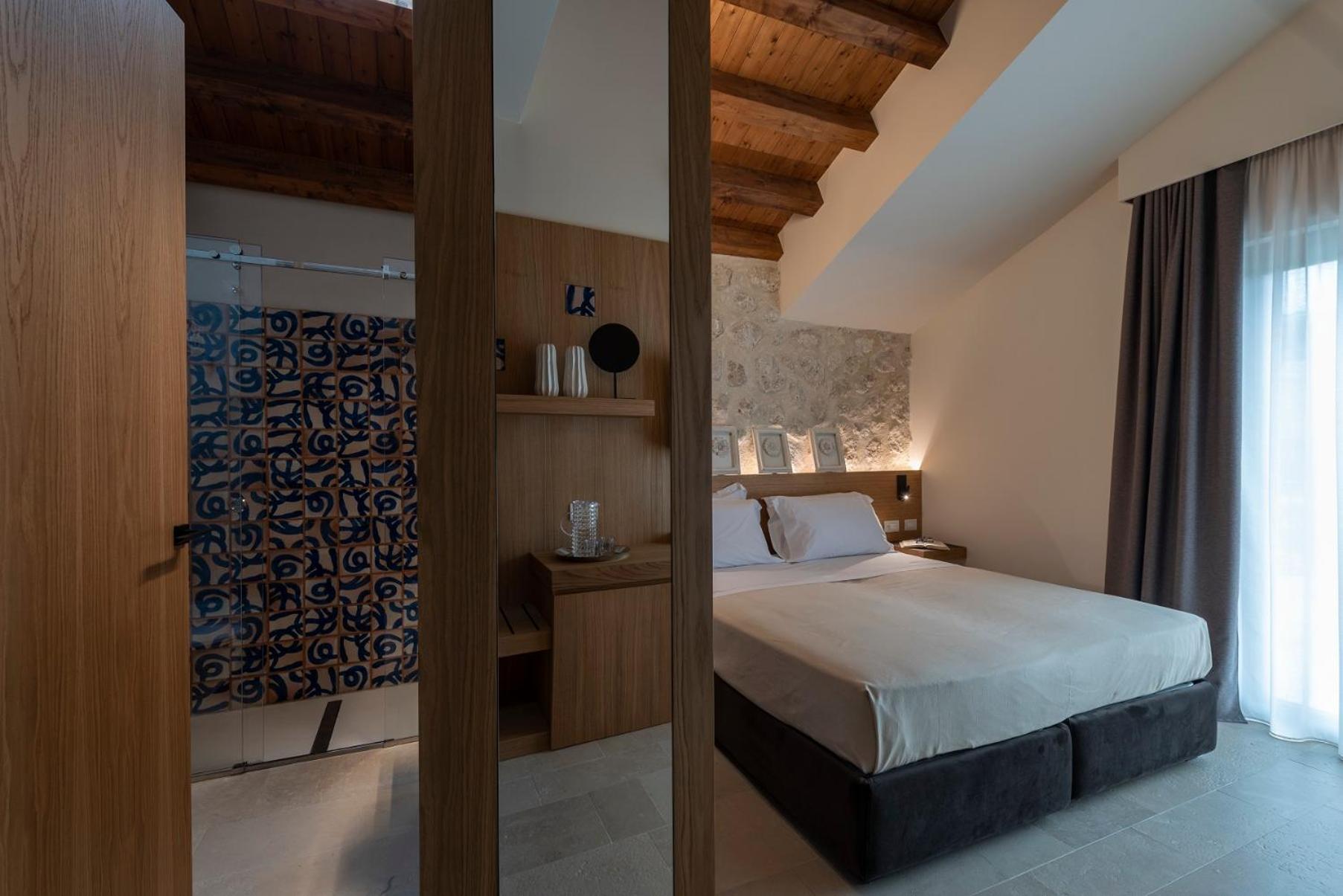 Borgo Giallonardo Wine Relais Realmonte Exterior photo