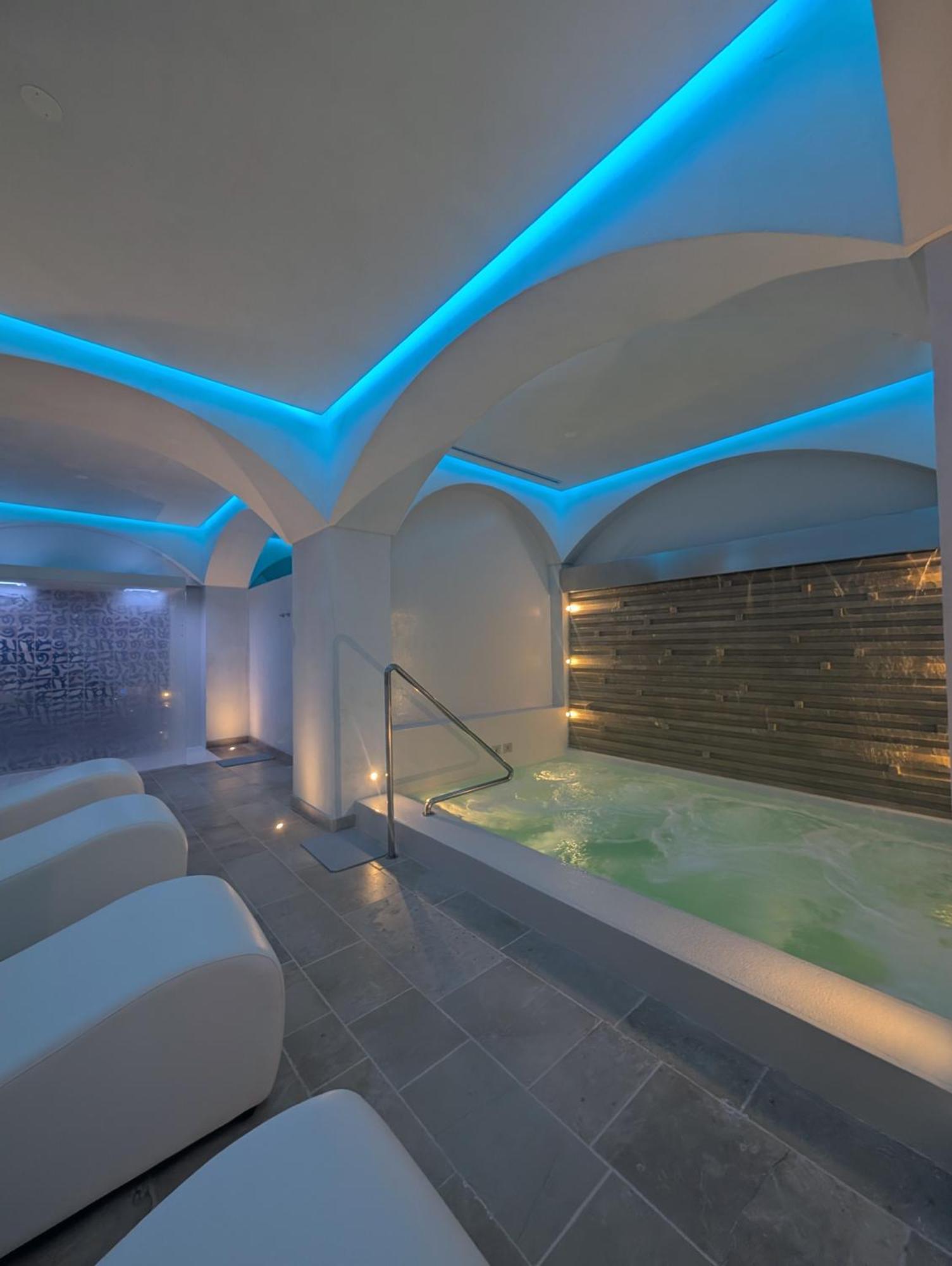 Borgo Giallonardo Wine Relais Realmonte Exterior photo