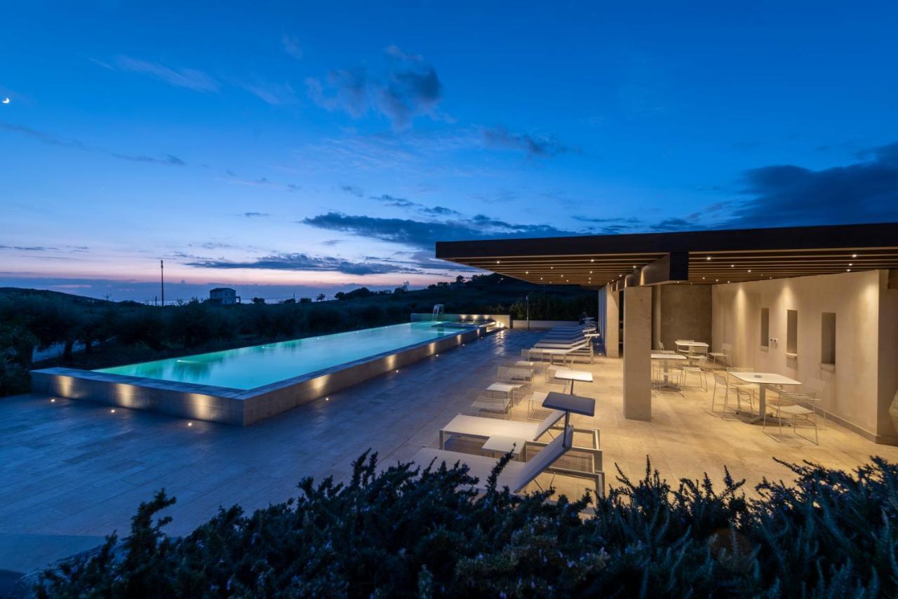 Borgo Giallonardo Wine Relais Realmonte Exterior photo