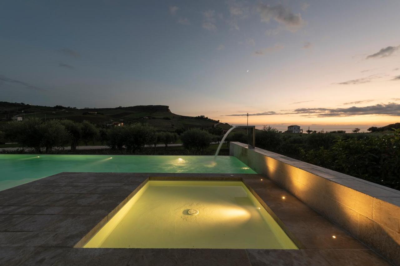 Borgo Giallonardo Wine Relais Realmonte Exterior photo