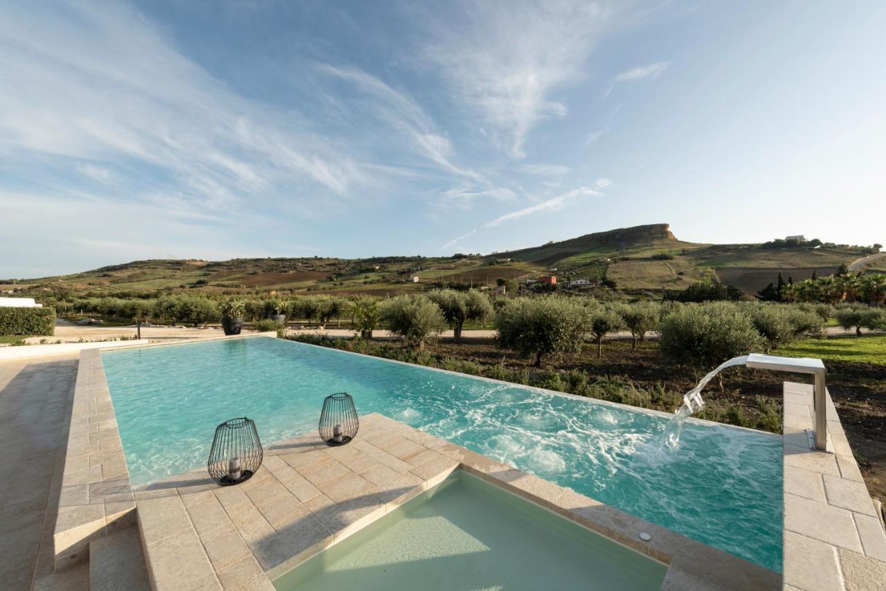 Borgo Giallonardo Wine Relais Realmonte Exterior photo